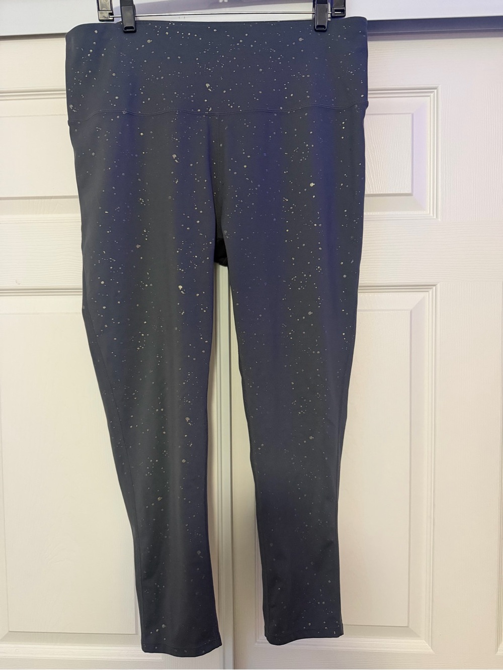 MTA sport grey and gold leggings